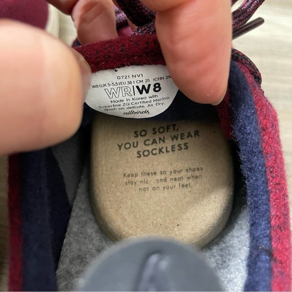 NEW Allbirds Wool Runners Shoes Sneakers Size 8 Olympus Red - Picture 3 of 7
